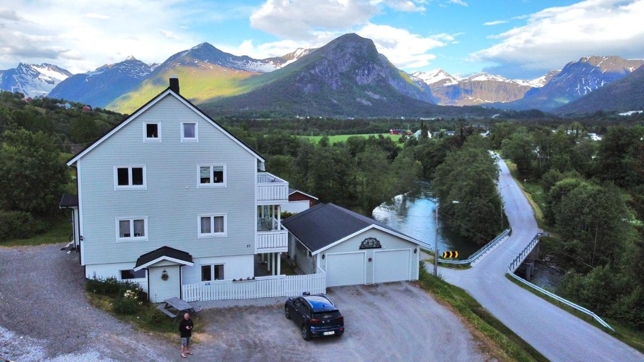 Apartment Dreamvalley Isfjorden 外观 照片